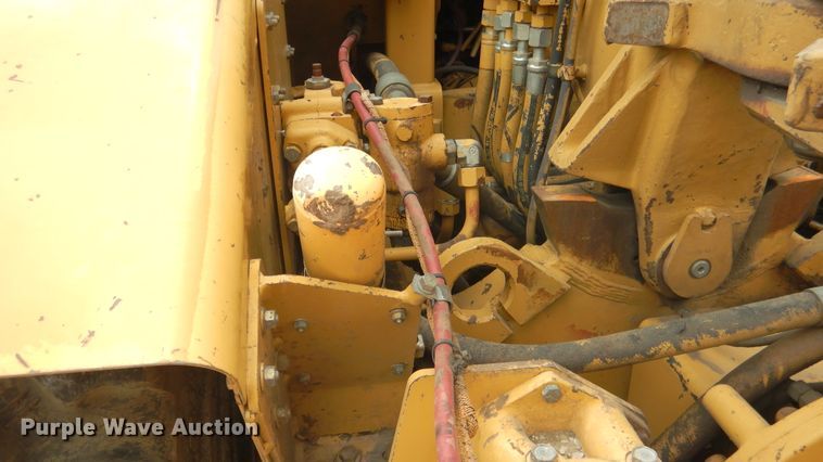 image for item ES9646 2006 Caterpillar 613C  elevating scraper