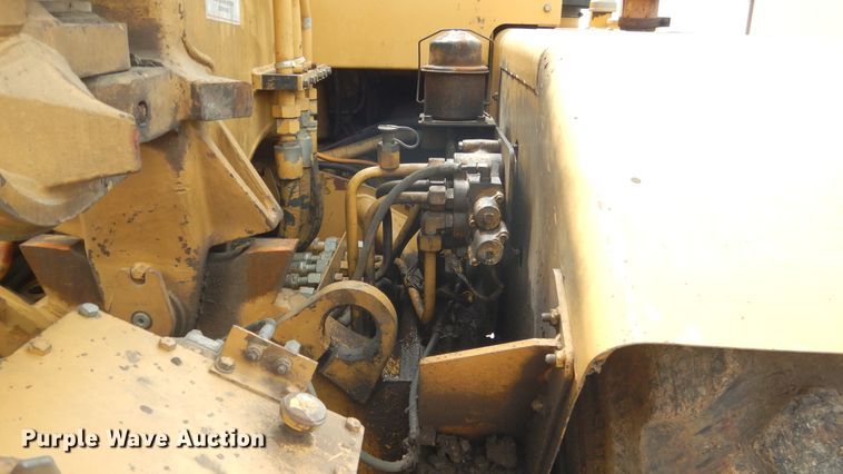 image for item ES9646 2006 Caterpillar 613C  elevating scraper