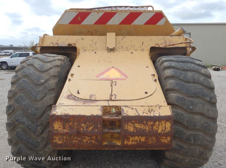 image for item ES9646 2006 Caterpillar 613C  elevating scraper