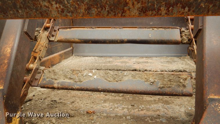 image for item ES9646 2006 Caterpillar 613C  elevating scraper