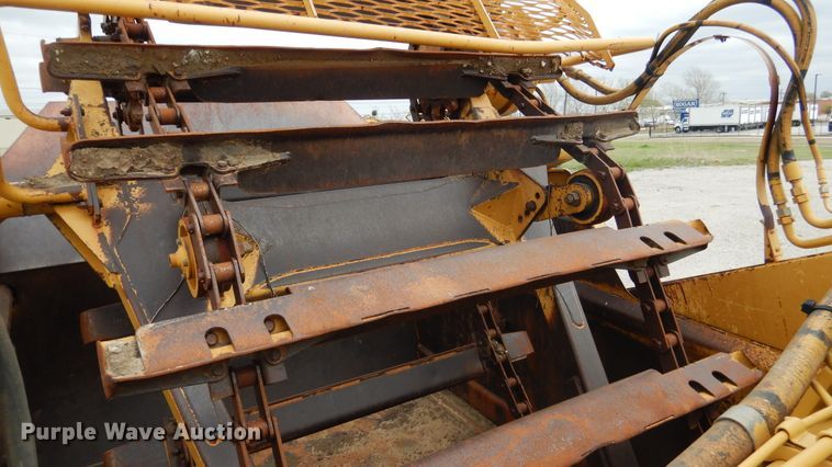 image for item ES9646 2006 Caterpillar 613C  elevating scraper