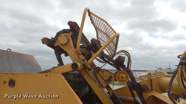 image for item ES9646 2006 Caterpillar 613C  elevating scraper