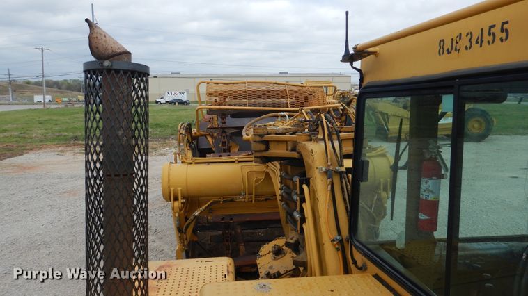 image for item ES9646 2006 Caterpillar 613C  elevating scraper