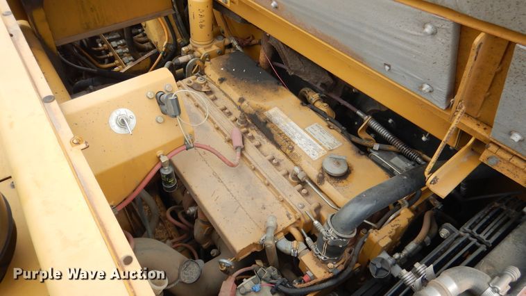 image for item ES9646 2006 Caterpillar 613C  elevating scraper