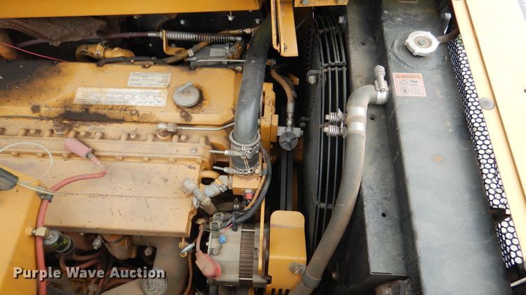 image for item ES9646 2006 Caterpillar 613C  elevating scraper