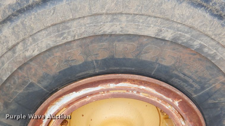 image for item ES9646 2006 Caterpillar 613C  elevating scraper