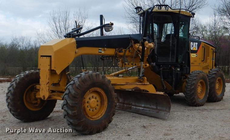 image for item ES9647 2010 Caterpillar 120M  motor grader