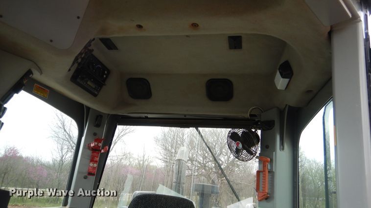 image for item ES9647 2010 Caterpillar 120M  motor grader