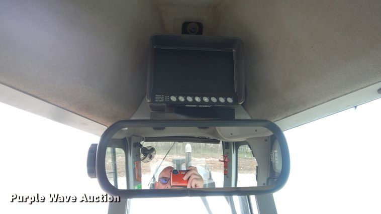 image for item ES9647 2010 Caterpillar 120M  motor grader