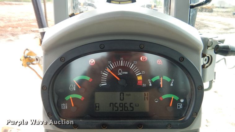 image for item ES9647 2010 Caterpillar 120M  motor grader