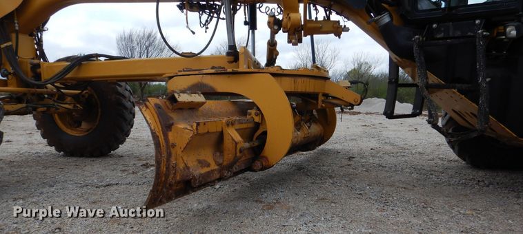 image for item ES9647 2010 Caterpillar 120M  motor grader
