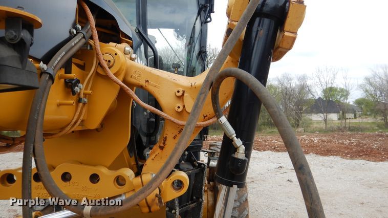 image for item ES9647 2010 Caterpillar 120M  motor grader