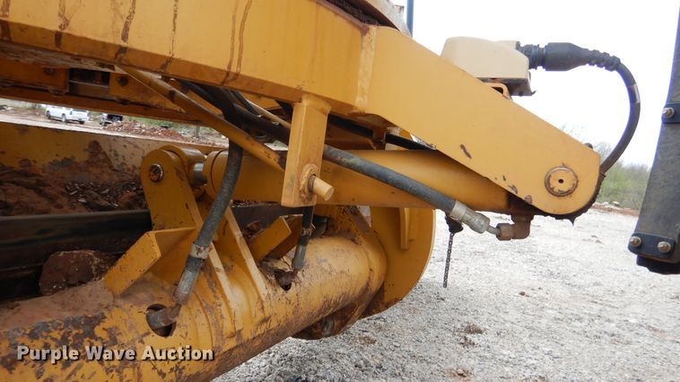 image for item ES9647 2010 Caterpillar 120M  motor grader