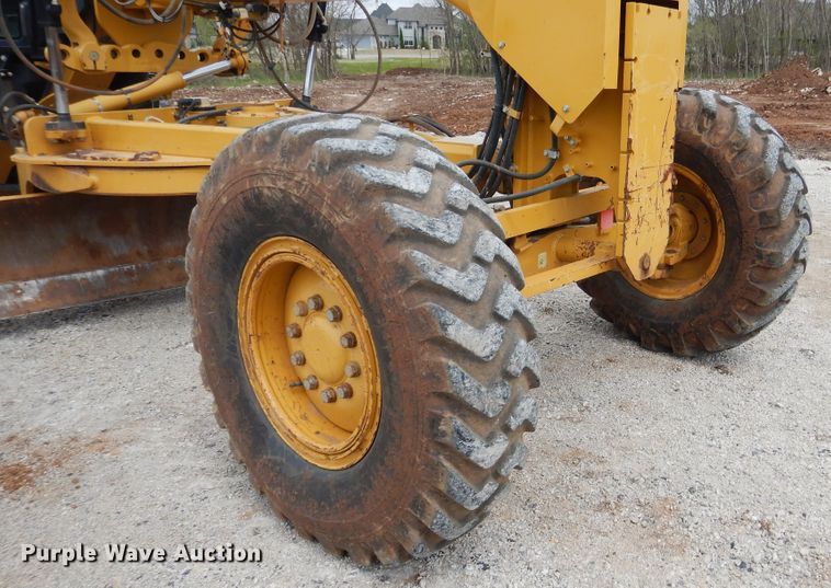 image for item ES9647 2010 Caterpillar 120M  motor grader