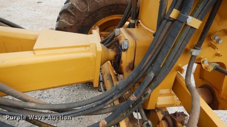 image for item ES9647 2010 Caterpillar 120M  motor grader
