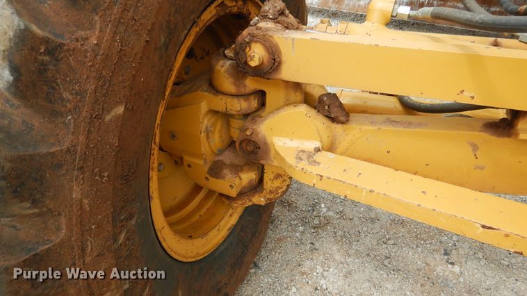 image for item ES9647 2010 Caterpillar 120M  motor grader