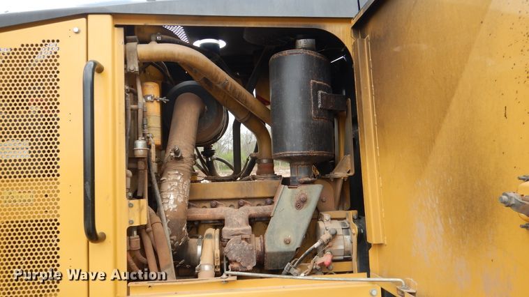 image for item ES9647 2010 Caterpillar 120M  motor grader