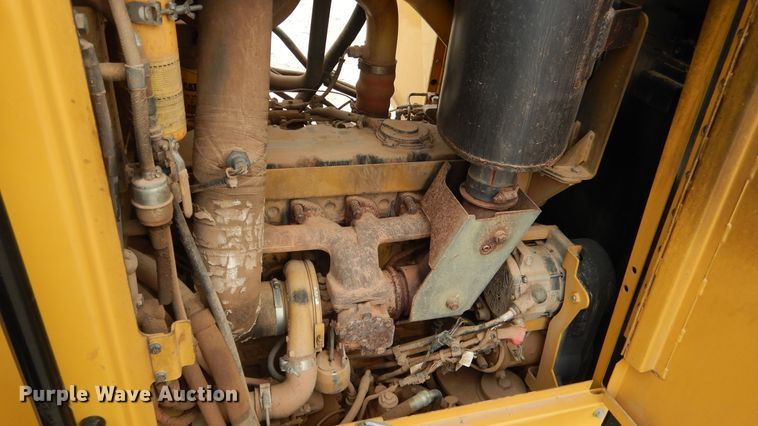 image for item ES9647 2010 Caterpillar 120M  motor grader