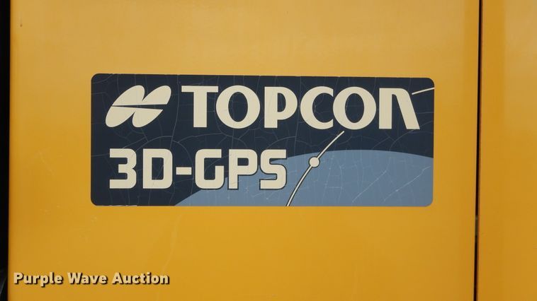 image for item ES9647 2010 Caterpillar 120M  motor grader