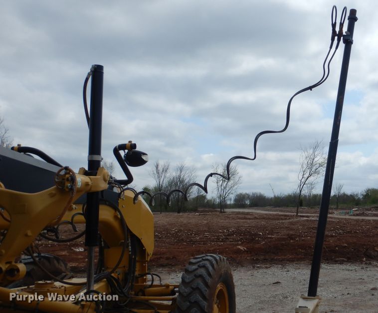 image for item ES9647 2010 Caterpillar 120M  motor grader