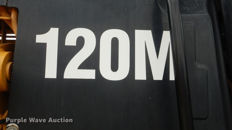 image for item ES9647 2010 Caterpillar 120M  motor grader