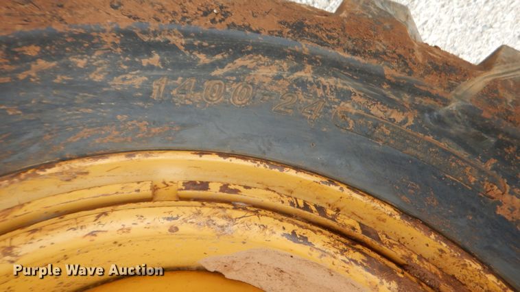 image for item ES9647 2010 Caterpillar 120M  motor grader