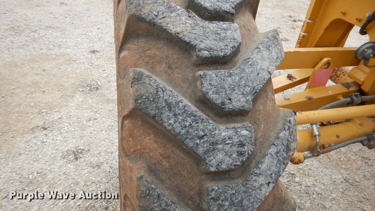 image for item ES9647 2010 Caterpillar 120M  motor grader