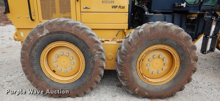 image for item ES9647 2010 Caterpillar 120M  motor grader