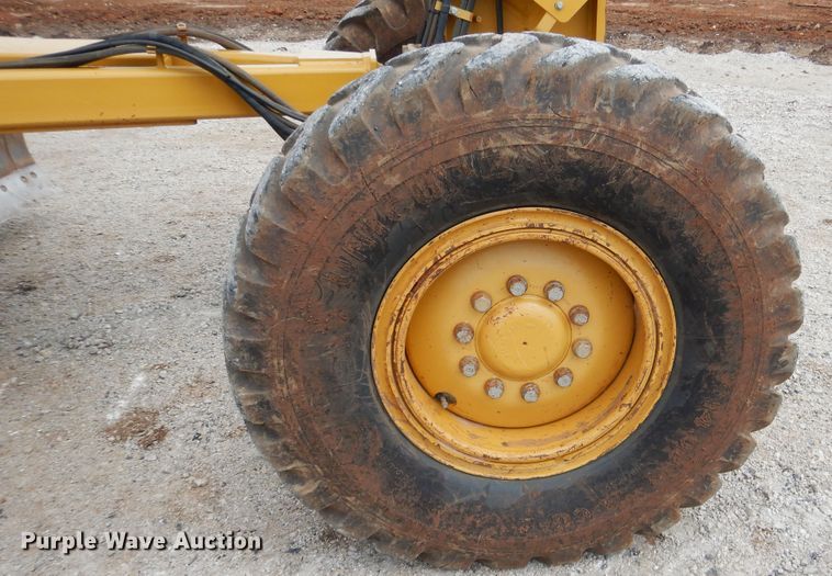 image for item ES9647 2010 Caterpillar 120M  motor grader