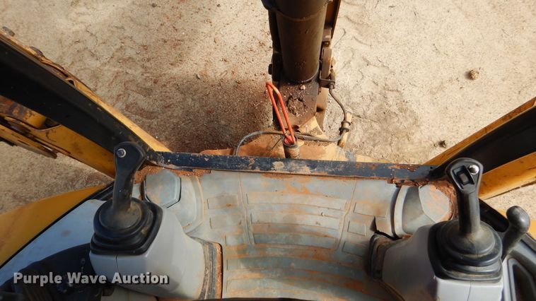 image for item ES9655 2012 Caterpillar 420E  backhoe