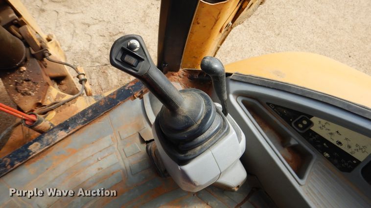 image for item ES9655 2012 Caterpillar 420E  backhoe