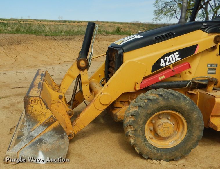 image for item ES9655 2012 Caterpillar 420E  backhoe
