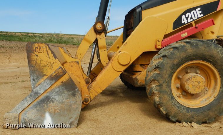 image for item ES9655 2012 Caterpillar 420E  backhoe