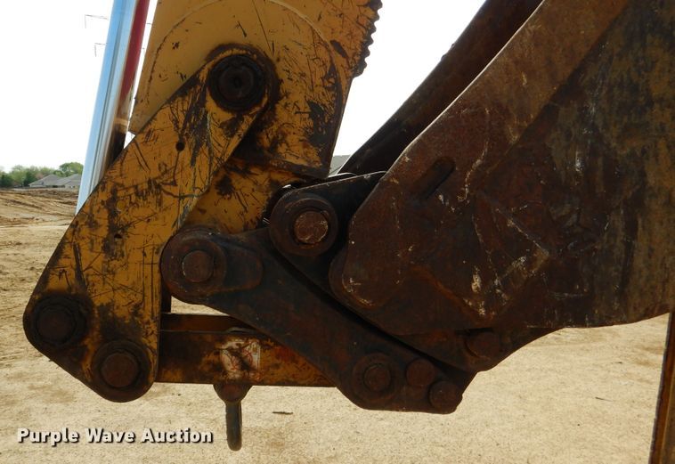 image for item ES9655 2012 Caterpillar 420E  backhoe