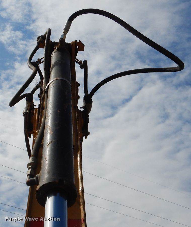 image for item ES9655 2012 Caterpillar 420E  backhoe