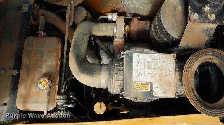 image for item ES9655 2012 Caterpillar 420E  backhoe