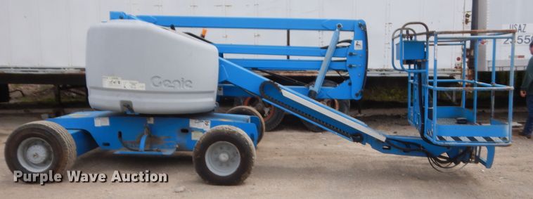 image for item ET9110 1999 Genie S45  boom lift