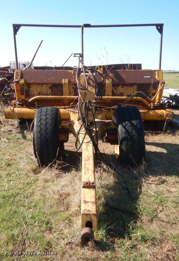 image for item ET9231 Soil Mover 1425RF  pull type scraper