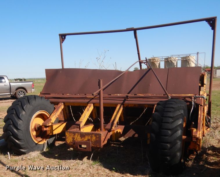 image for item ET9231 Soil Mover 1425RF  pull type scraper