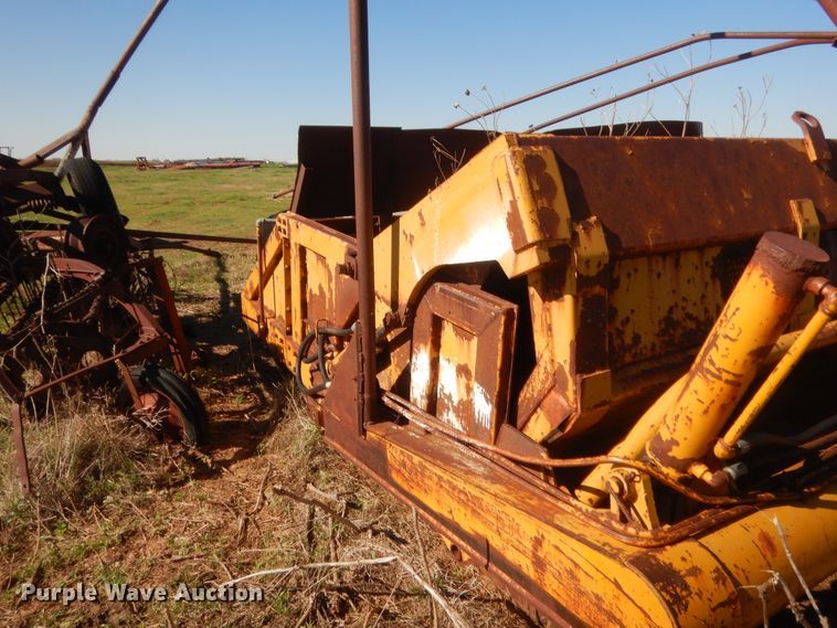 image for item ET9231 Soil Mover 1425RF  pull type scraper