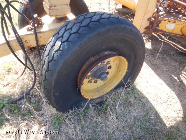 image for item ET9231 Soil Mover 1425RF  pull type scraper