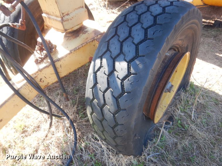 image for item ET9231 Soil Mover 1425RF  pull type scraper