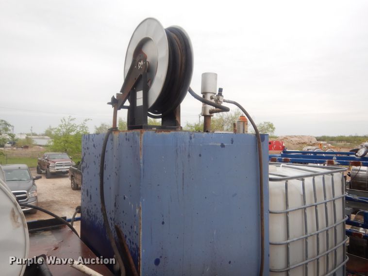 image for item ET9244 2008 Kenworth T370  lube truck