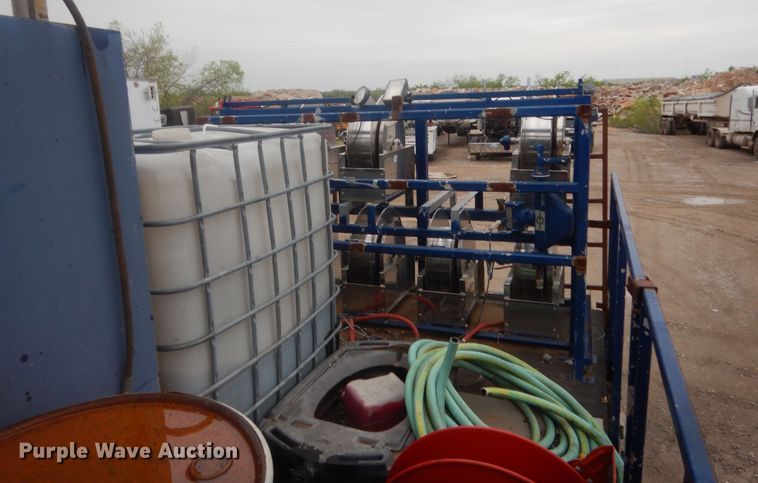 image for item ET9244 2008 Kenworth T370  lube truck