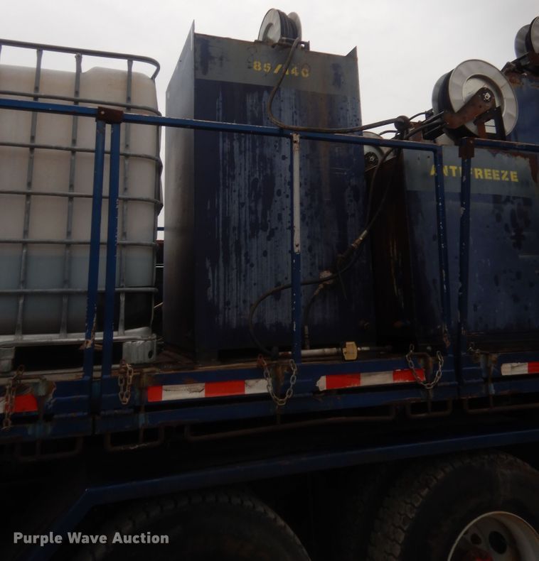 image for item ET9244 2008 Kenworth T370  lube truck