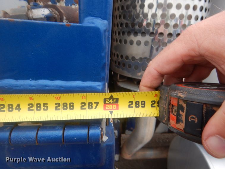 image for item ET9244 2008 Kenworth T370  lube truck