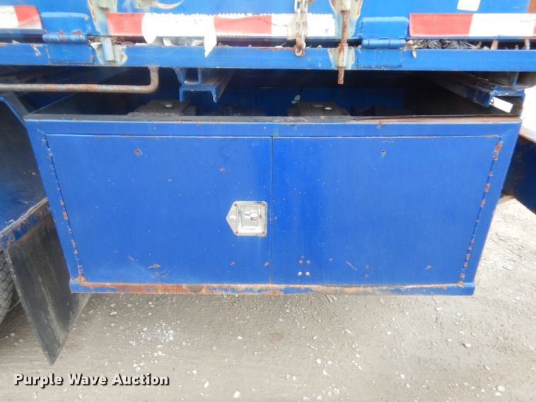 image for item ET9244 2008 Kenworth T370  lube truck