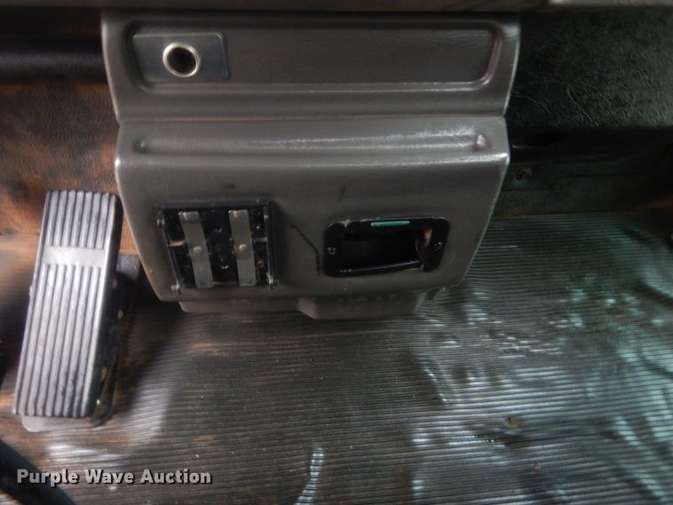 image for item ET9244 2008 Kenworth T370  lube truck