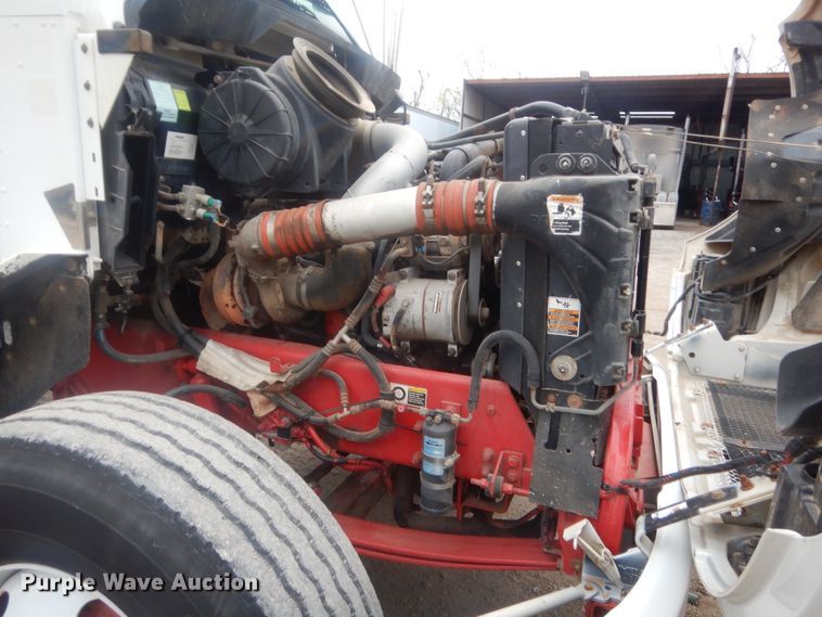 image for item ET9244 2008 Kenworth T370  lube truck