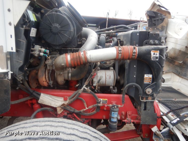 image for item ET9244 2008 Kenworth T370  lube truck